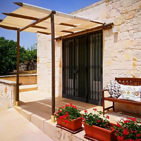 Villa Sleeps 2 Pool Wifi